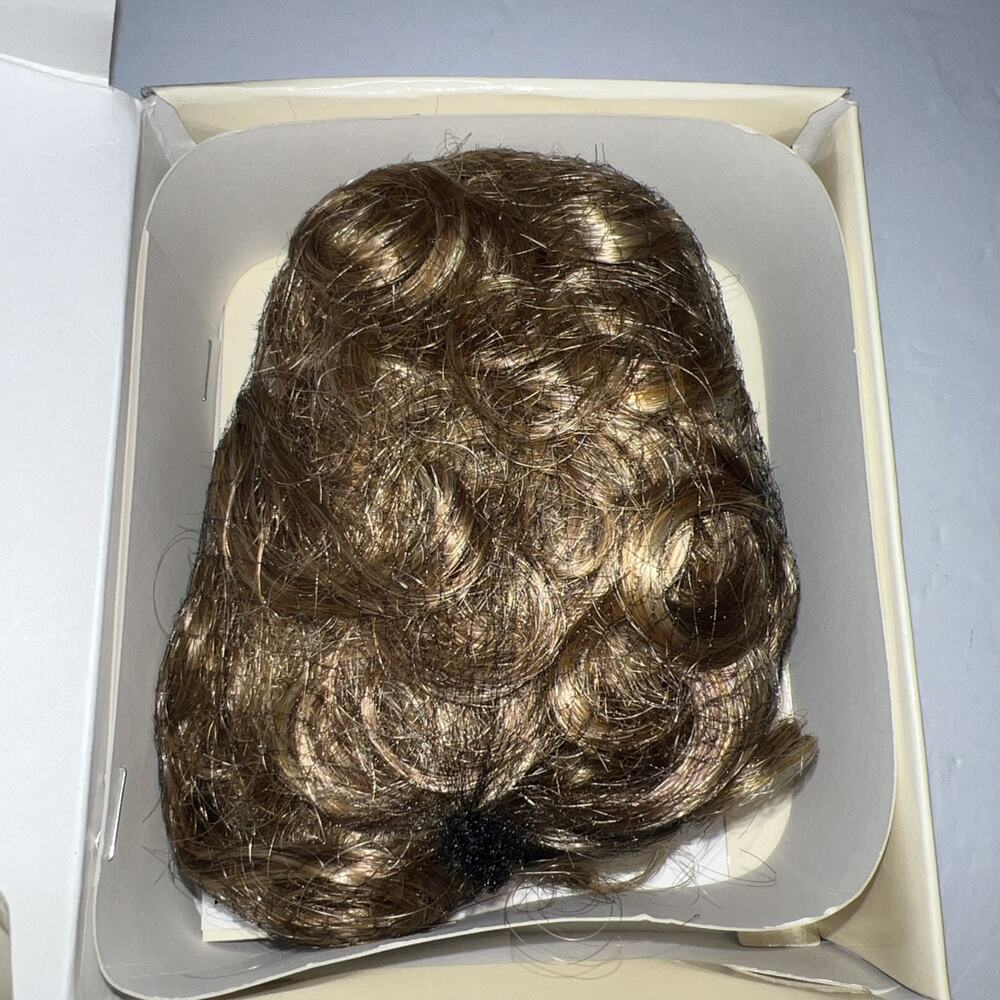 Raquel Welch NEW Put On Piece Pony Hair Proper Color R14/25 Brown/Blonde Clip